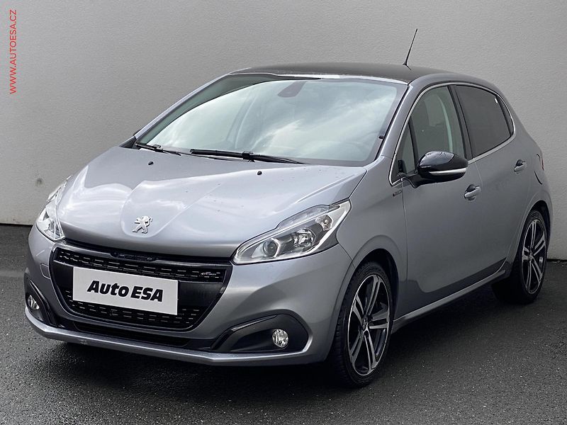 Peugeot 208 (2019) 1.2 PT, GT Line, AT, panor - fotka 3 z 18