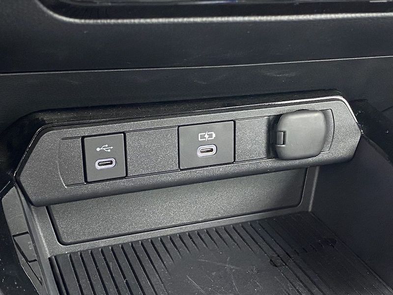 Toyota Prius 2.0Plug-in, ČR-1m, Prestige - fotka 24 z 34