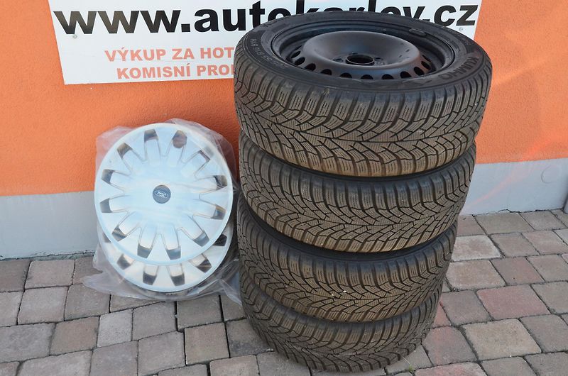 Ford Focus (2014) 1.0 EB 74kW TREND 2x kola - fotka 9 z 35