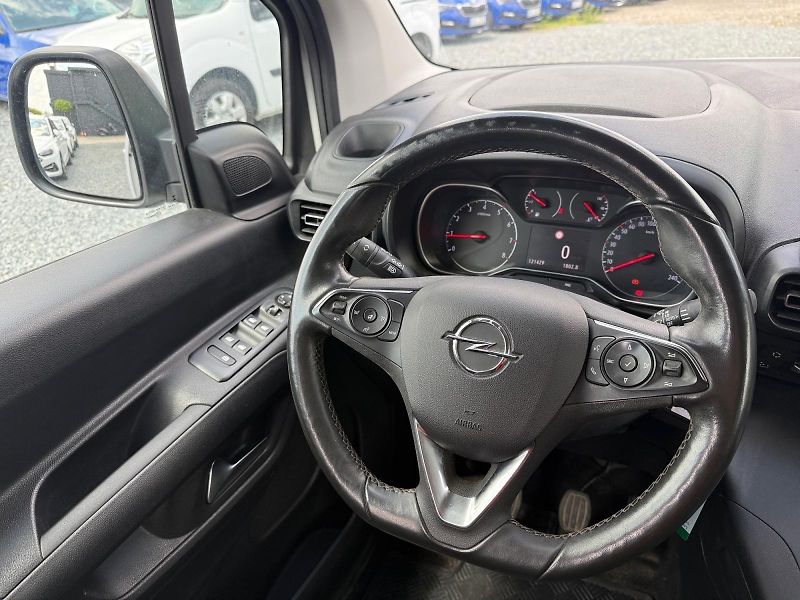 Opel Combo (2022) ELEGANCE+ 1.5CDTI 96kW TAŽNÉ - fotka 11 z 11