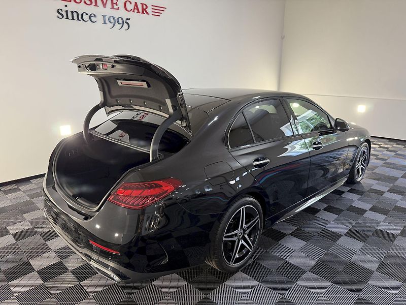 Mercedes-Benz Třídy C C200 AMG FCL CZ 1.maj. - fotka 33 z 42