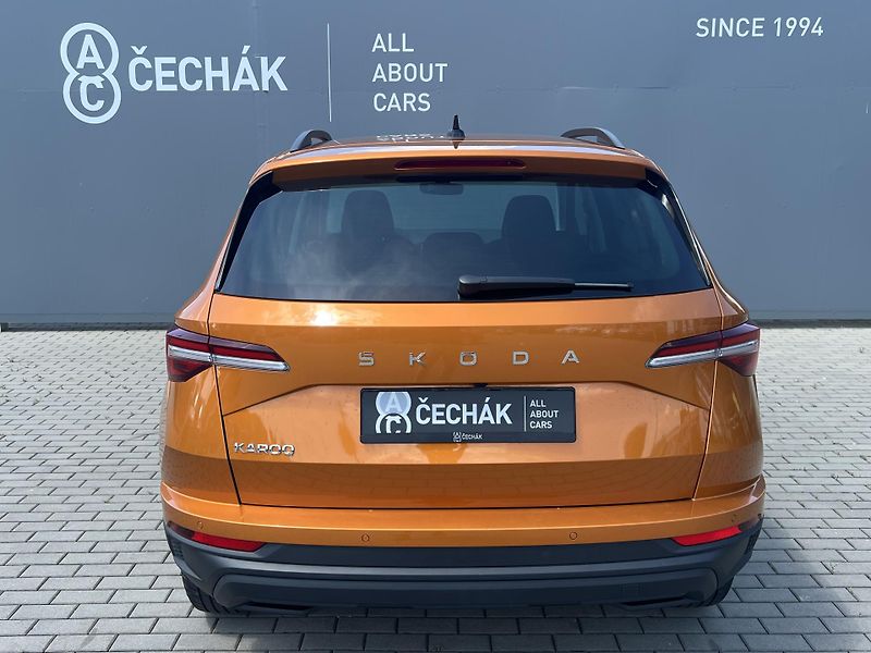Škoda Karoq (2024) 1. majitel, Koupeno nové v ČR - fotka 6 z 29