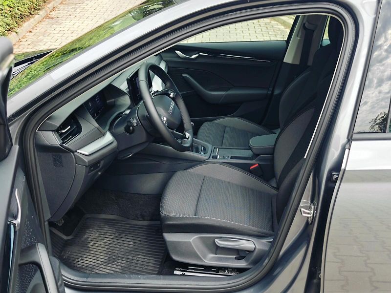 Škoda Octavia (2025) 1,5 TSI 110 kW Selection - fotka 11 z 40