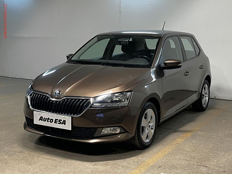 Škoda Fabia (2019) 1.0 TSi, ČR, Ambition - fotka 3 z 13