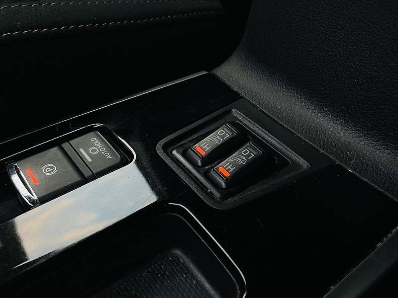 Mitsubishi Outlander 2.0i AUTOMAT 1.MAJITEL KAMERA  - fotka 35 z 43