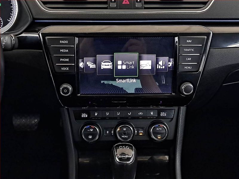 Škoda Superb (2016) Laurin&Klement 2.0 TDI 4x4 - fotka 12 z 22