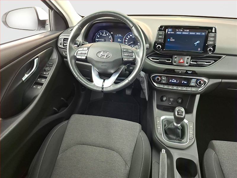 Hyundai i30 (2022) Smart 1.0 T-GDI, Serv.kniha - fotka 7 z 14
