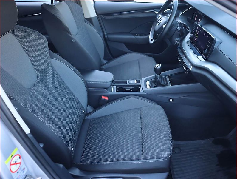 Škoda Octavia (2022) Ambition 2.0 TDI - fotka 9 z 19