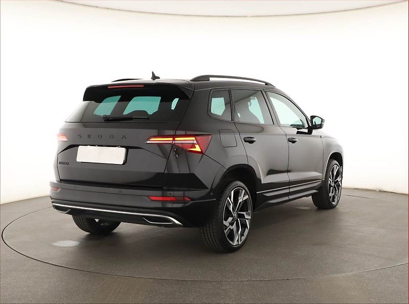 Škoda Karoq (2025) 2.0 TDI, SPORTLINE, KEYLESS - fotka 5 z 19