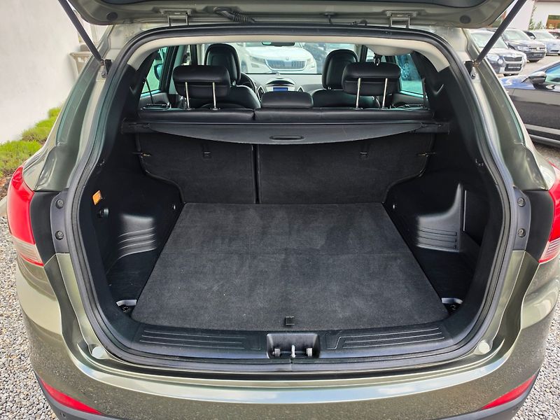 Hyundai ix35 (2012) 2.0 CRDi 4WD - fotka 14 z 34