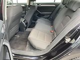 Volkswagen Passat (2015) 2.0TDi, ČR, AC, kamera - náhled 10