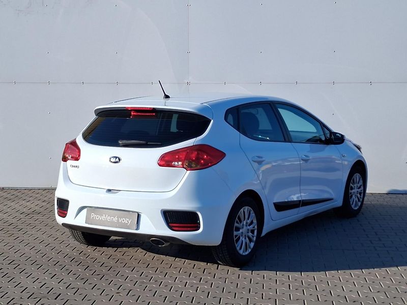 Kia Ceed 1.4 CVVT 73kW Comfort - fotka 2 z 19