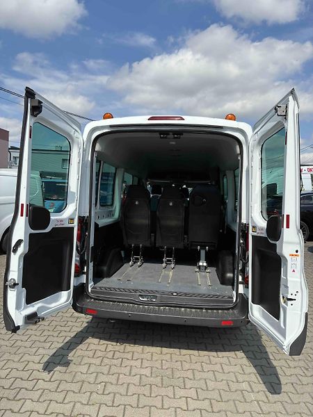 Ford Transit (2015) KLIMA + 9 MÍST - fotka 12 z 14