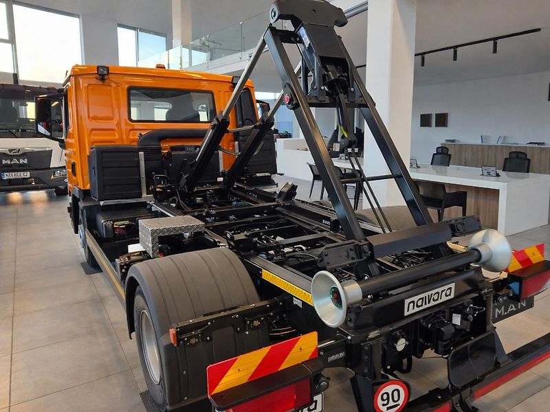 MAN TGL 12.220 NOSIČ KONTEJNERU 8T - fotka 5 z 8