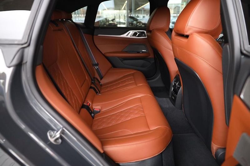 BMW Řada 4 M440i xDrive Gran Coupé - fotka 6 z 18