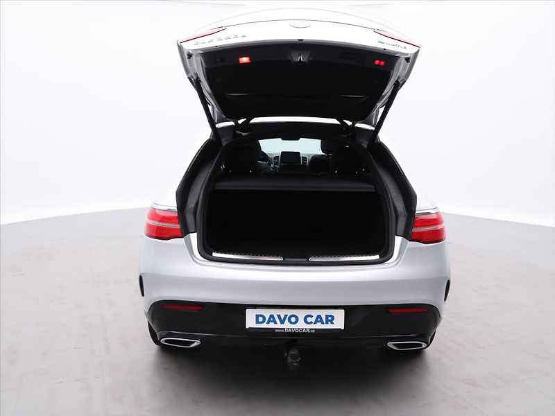 Mercedes-Benz GLE 3,0 350d 190kW 4Matic CZ DPH - fotka 9 z 36