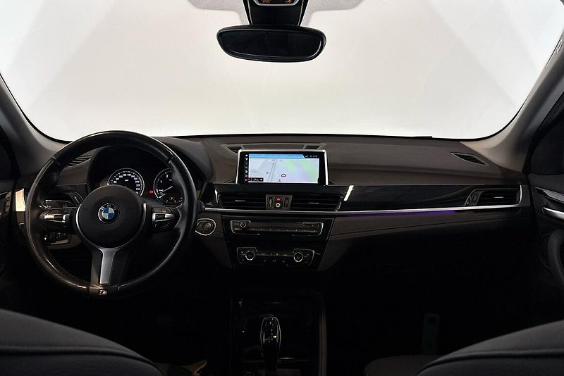 BMW X1 xDrive20d - fotka 7 z 12