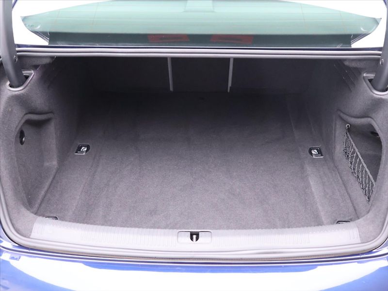 Audi A4 2,0 35 TDI CZ Advanced DPH - fotka 10 z 29
