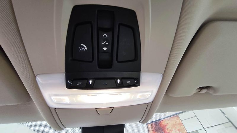 BMW X5 (2014) - fotka 58 z 63
