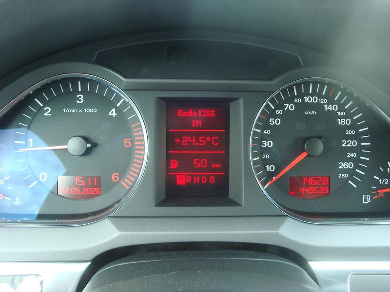 Audi A6 (2004) 3,0TDI Quattro - fotka 13 z 16