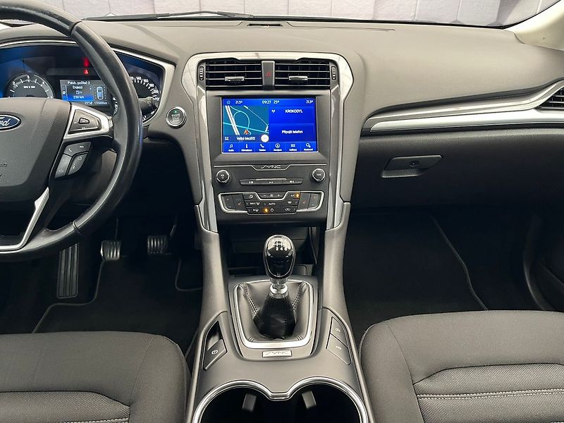 Ford Mondeo 110 kW, MANUÁL, TAŽNÉ - fotka 18 z 69