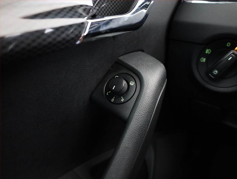 Škoda Octavia (2016) RS 2.0 TDI, Automat, Kůže - fotka 17 z 20