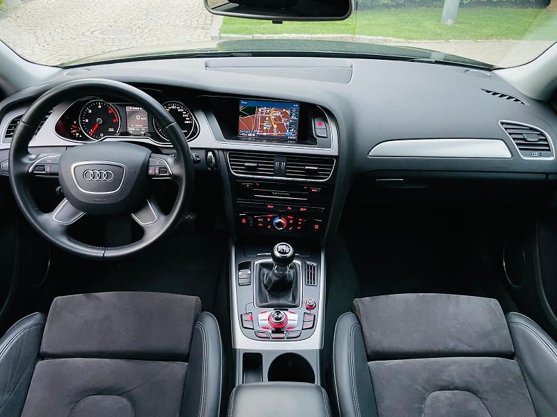 Audi A4 2.0TDI VÝHŘEV SENZORY SERVISKA - fotka 24 z 49