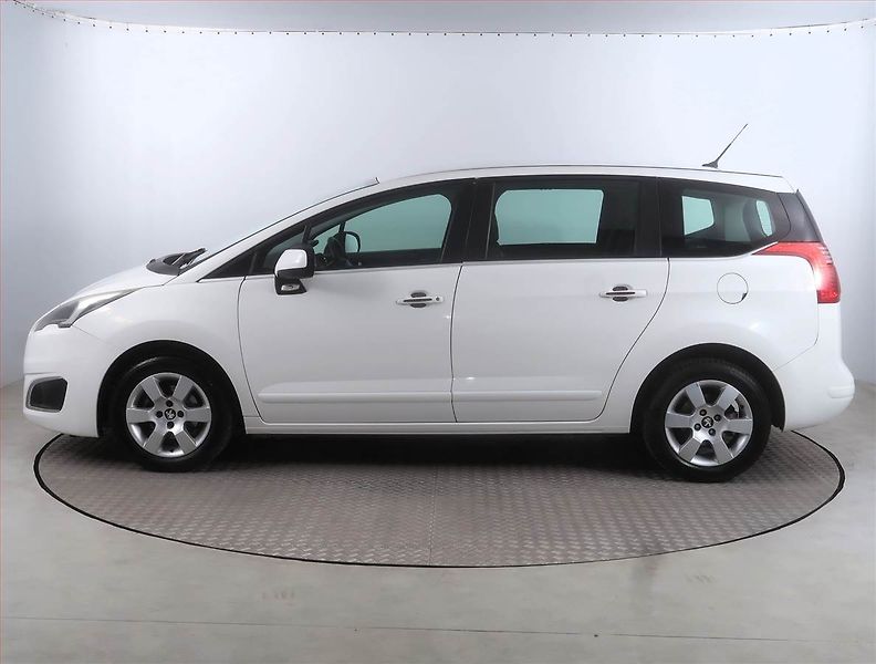 Peugeot 5008 (2013) 1.6 HDi, Tempomat - fotka 3 z 13