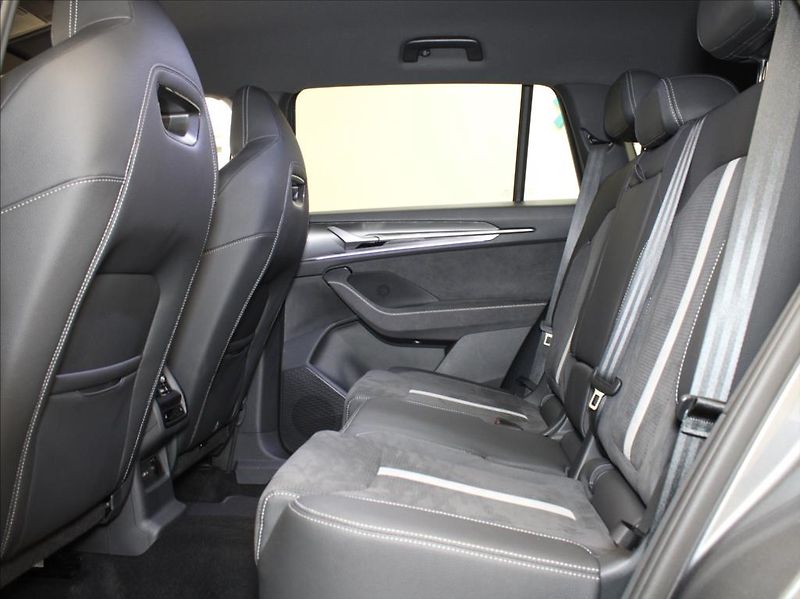 Škoda Kodiaq 2,0 TDi 4x4 Sportline 2xSady K - fotka 7 z 26