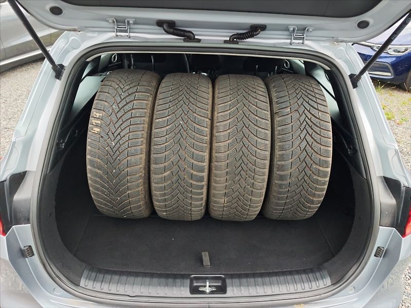 Kia Ceed 1,5 T-GDI Fresh - fotka 11 z 11