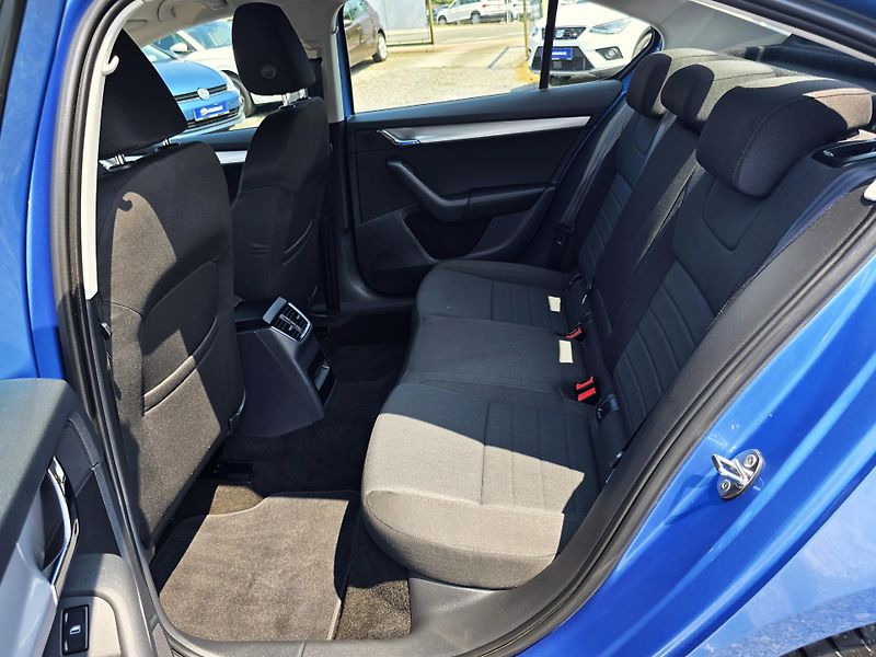 Škoda Octavia 5Hb 1.4 TSI ELEGANC 100% STAV  - fotka 16 z 24