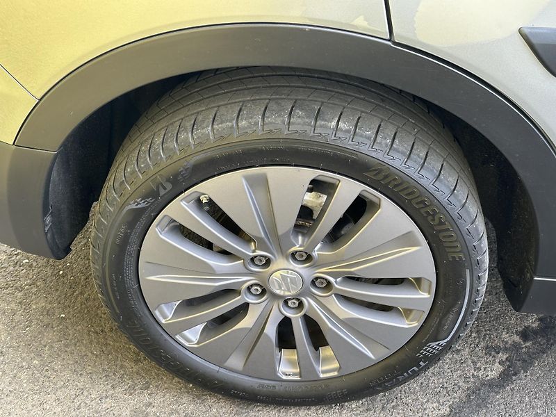 Suzuki SX4 S-Cross (2014) 1.6DDIS 4x4 COMFORT 2.Maj.  - fotka 35 z 36