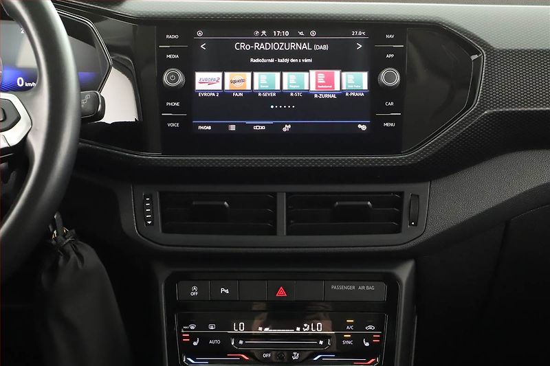 Volkswagen T-Cross (2023) Life 1.0 TSI, Automat - fotka 10 z 18