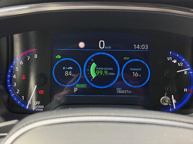 Toyota Corolla 2,0 GR sport, Hybrid - fotka 10 z 20