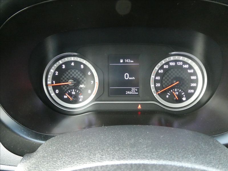 Hyundai i10 1,0 MPi 50kW Classic,tempomat - fotka 31 z 40