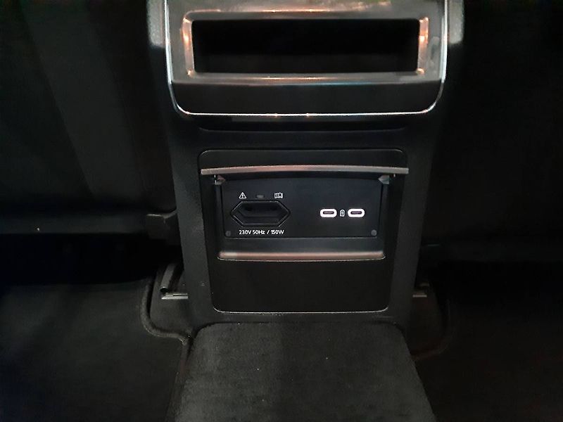 Škoda Superb (2022) Combi 2.0 TDI (110kW/150k) DSG - fotka 21 z 26