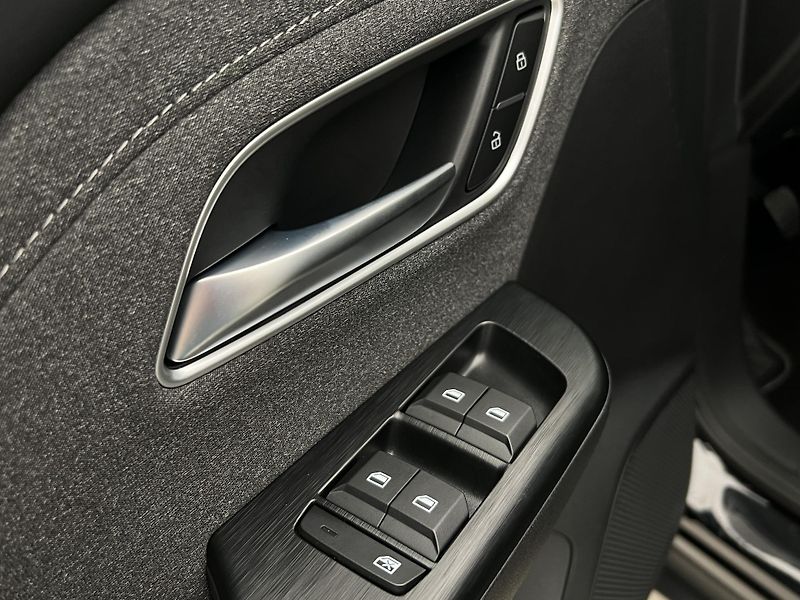 MG ZS 1.5 EXCITE CZ 1.maj. - fotka 37 z 38