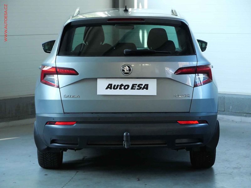 Škoda Karoq (2018) 1.5TSi, 1.maj,ČR, Style, LED - fotka 5 z 21