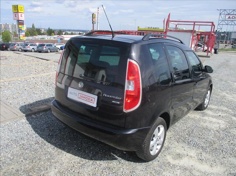 Škoda Roomster 1,2 TSi, Style, klima, servis, - fotka 8 z 27