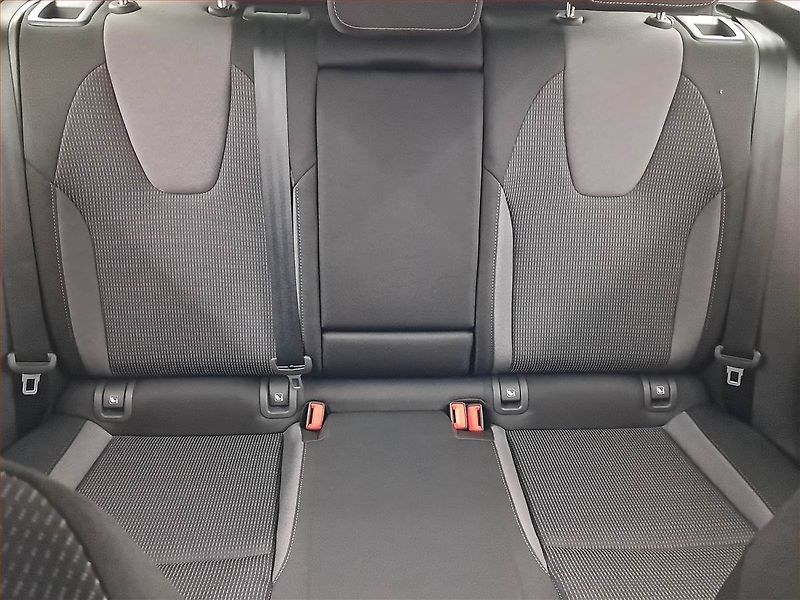 Škoda Octavia (2022) Ambition 2.0 TDI, ČR,1.maj - fotka 10 z 17