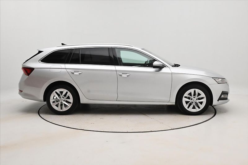 Škoda Octavia 2,0 TDI 110 kW DSG Style Záruk - fotka 4 z 32