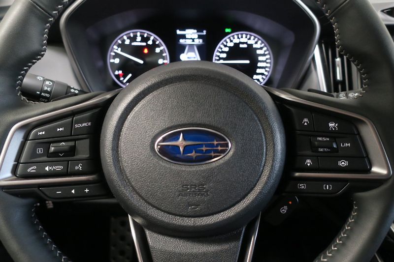 Subaru Outback (2025) 2.5i AWD Touring Tov. ZÁRUKA - fotka 17 z 50