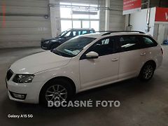 Škoda Octavia (2015) 1.6 TDI, ČR, AC, výhřev sed - fotografie inzerátu