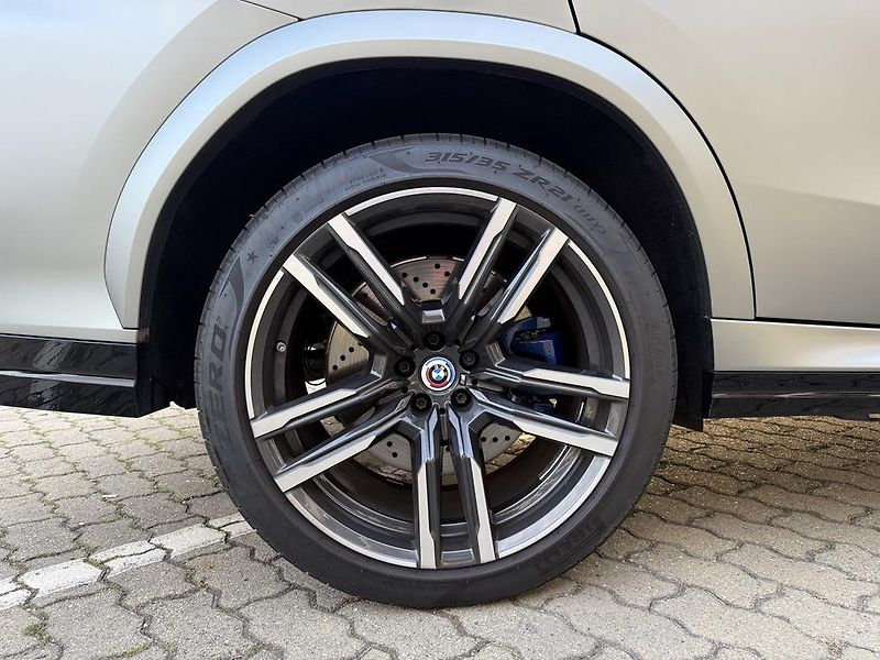 BMW X6 (2023) BMW X6M laser, H&K,  - fotka 14 z 41