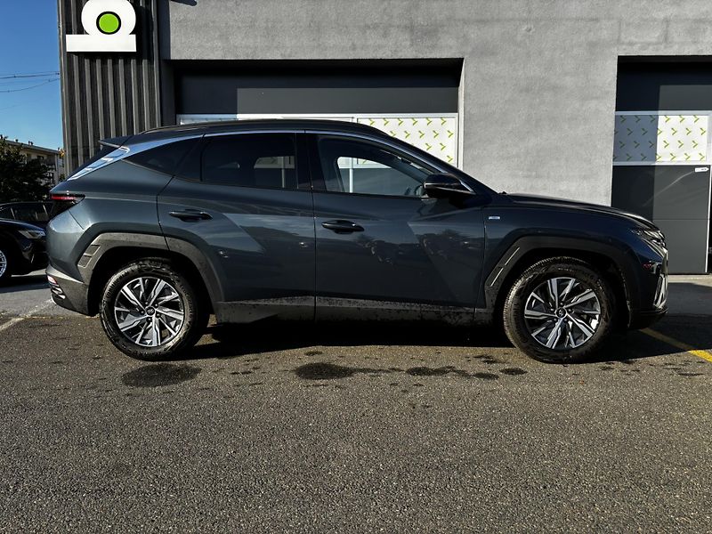 Hyundai Tucson (2024) Smart 1.6 T-GDI (132 kW) 4WD - fotka 2 z 13