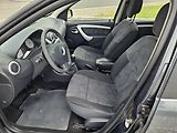 Dacia Sandero (2008) 1.6 16v, PĚKNÝ STAV,  SPLÁTKY  - náhled 11