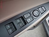 Hyundai Tucson (2015) 1.7 CRDi, ČR, AC, výhřev sed. - náhled 15