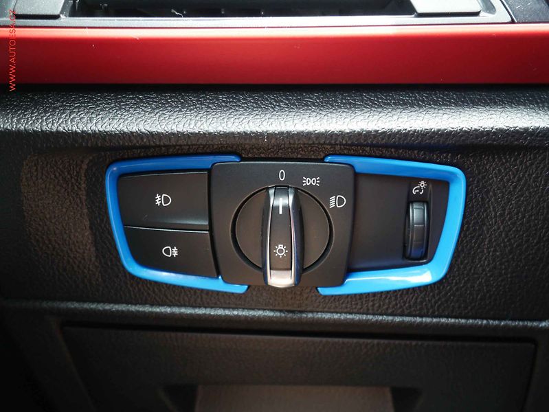 BMW Řada 1 (2012) 2.0D 116d, ČR, Bixen, park - fotka 21 z 22