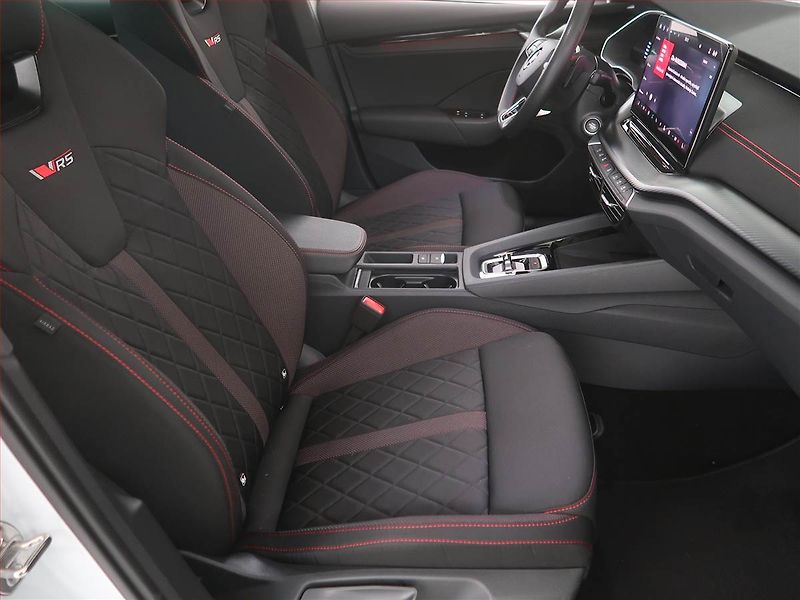 Škoda Octavia (2025) RS 2.0 TSI, RS, Navigace - fotka 9 z 23