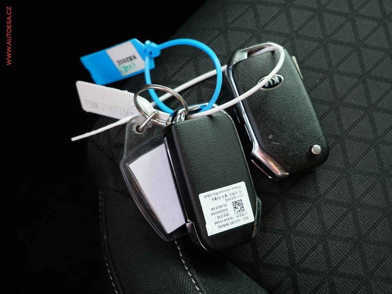 Kia Ceed (2020) 1.4 T-GDi, 2.maj,ČR, LED - fotka 23 z 23